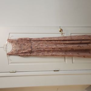 Adrianna Papell. Size 6 in Blush